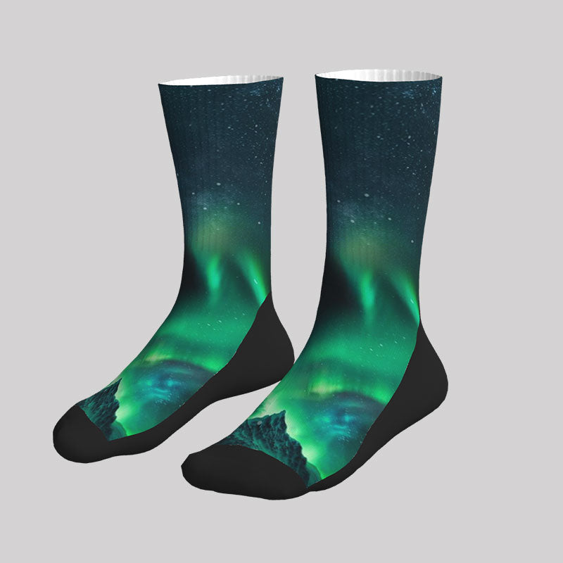 Mysterious Aurora Men's Socks