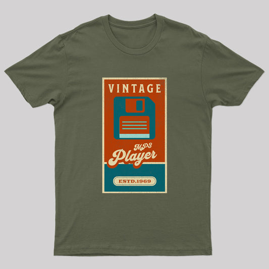 Vintage Retro Groove Floppy Beats Geek T-Shirt