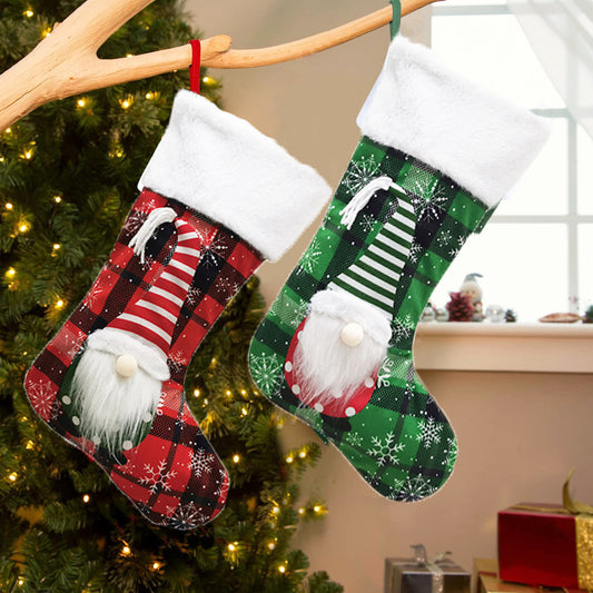 Snowflake Checkered Green Christmas Socks