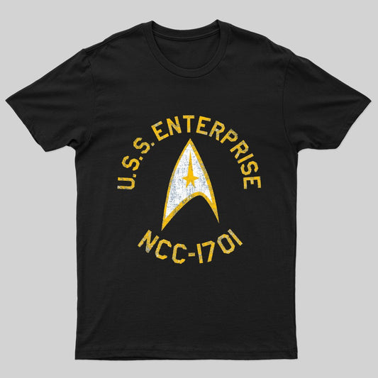 Distressed Star Trek Collegiate T-shirt - Geeksoutfit