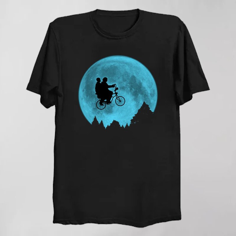 Extra Strange Terrestrial T-Shirt - Geeksoutfit