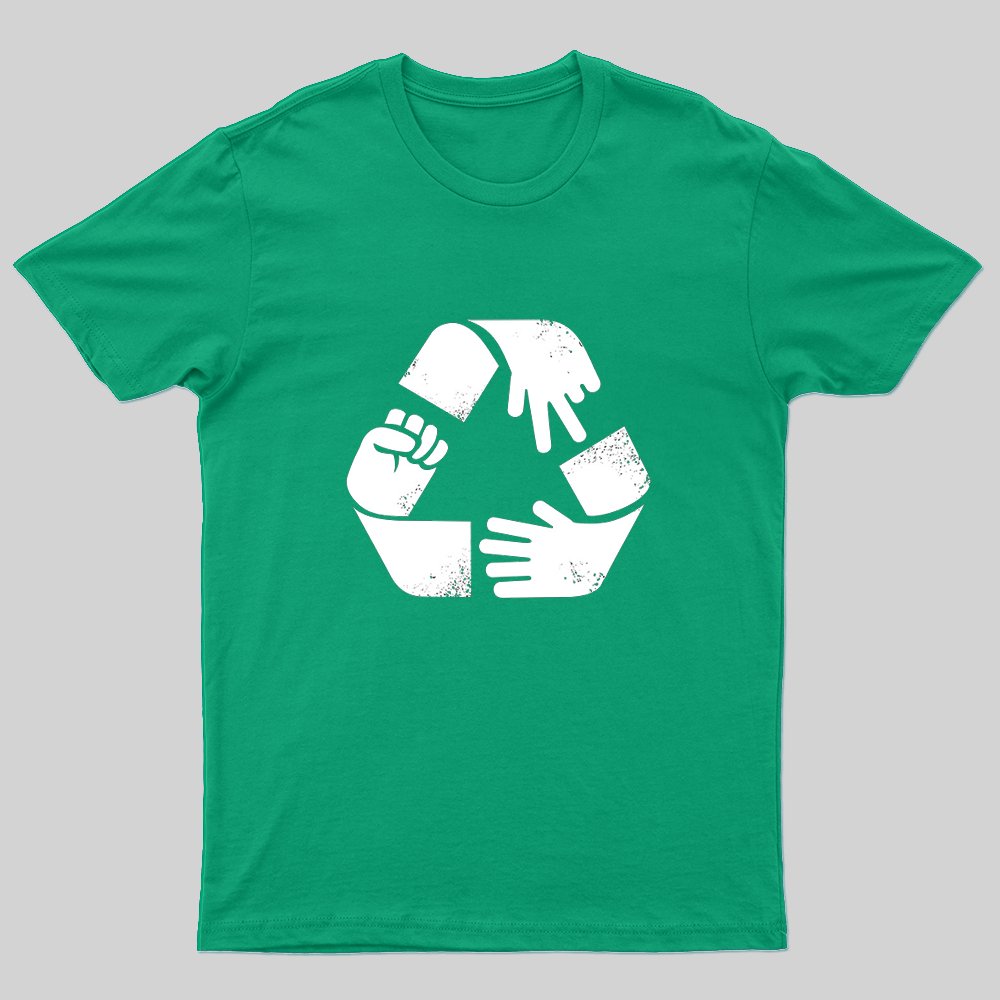 The Mora T-Shirt - Geeksoutfit