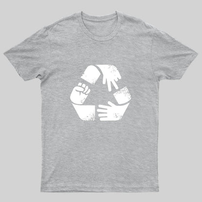 The Mora T-Shirt - Geeksoutfit